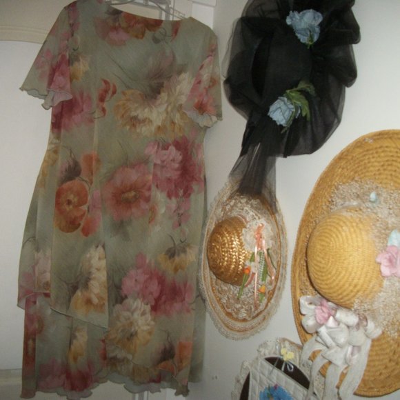 Cottagecore TIERED VINTOLIVE FLORALS DRESS X LG - Picture 2 of 2